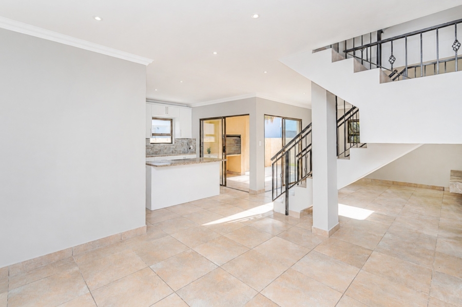 4 Bedroom Property for Sale in Melodie North West